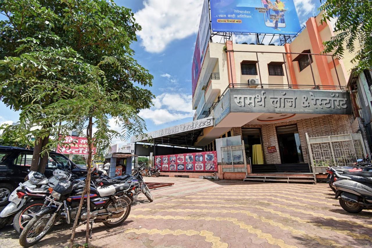 Oyo Hotel Samarth Lodge Solapur Exteriör bild