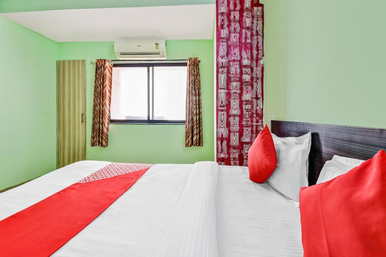 Oyo Hotel Samarth Lodge Solapur Exteriör bild